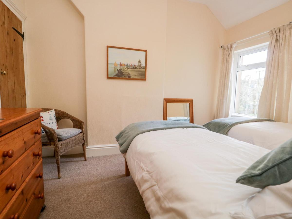 Combe Cottage Millom Bagian luar foto